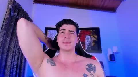 liamwyatt_ online show from July 30, 5:48 am