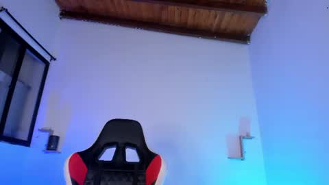 liamwyatt_ online show from August 15, 9:02 am