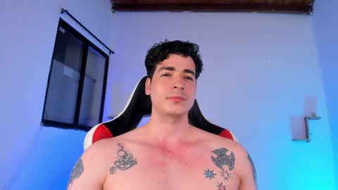 liamwyatt_ online show from August 15, 10:08 am