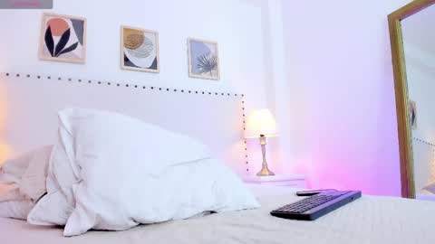 lian online show from May 21, 5:53 am