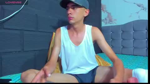 lian online show from June 16, 2:21 am