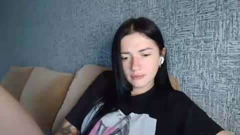 liana_diva online show from July 23, 9:00 am