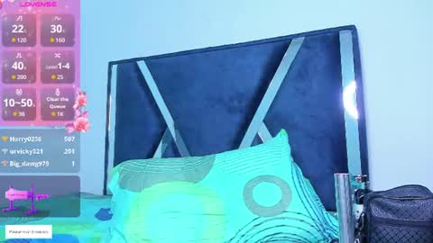 liana_hott online show from August 11, 8:55 pm