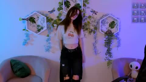 Little Liana  online show from August 12, 2:03 am