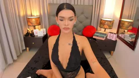 lianafoxontop online show from August 6, 3:49 am