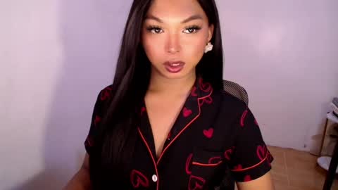 CALL ME LIANNA online show from August 3, 6:20 am