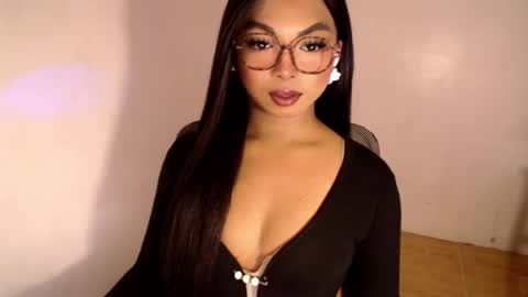CALL ME LIANNA online show from August 7, 11:38 pm