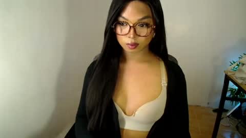 CALL ME LIANNA online show from August 15, 1:09 am