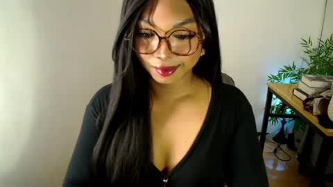 CALL ME LIANNA online show from August 15, 7:56 am