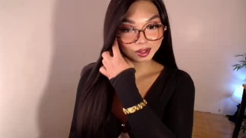 CALL ME LIANNA online show from August 17, 10:15 pm
