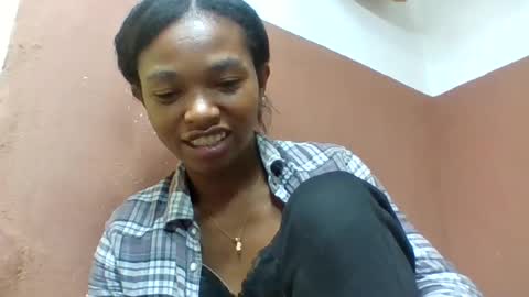 liaraisha online show from August 14, 4:54 pm