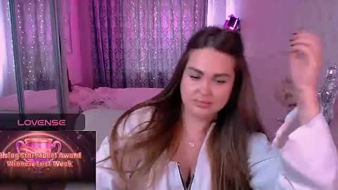libra_mia online show from July 14, 2:42 pm