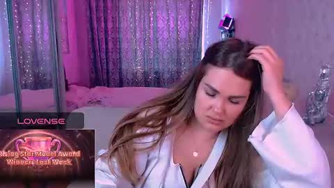 libra_mia online show from July 14, 3:47 pm
