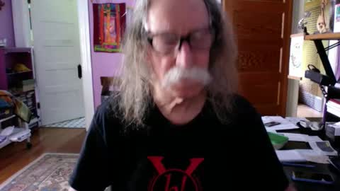 LickYourYoni online show from May 22, 5:37 pm