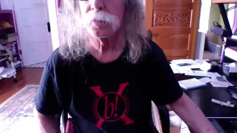 LickYourYoni online show from May 24, 11:07 pm