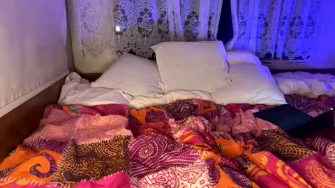 liem53 online show from May 12, 9:47 pm