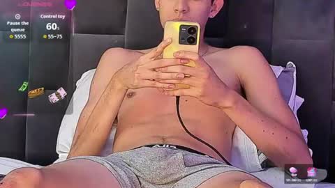 Jhonatan online show from August 7, 5:02 pm