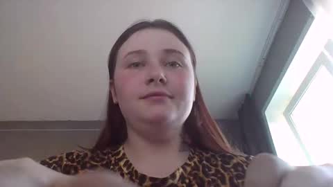 light_lunaa online show from June 4, 1:26 pm