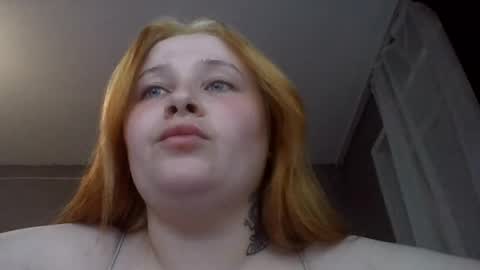 light_lunaa online show from June 22, 3:35 pm