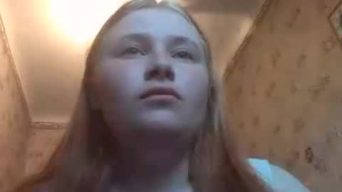 light_lunaa online show from June 24, 1:24 pm