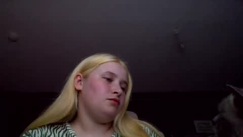 light_lunaa online show from August 15, 3:27 pm