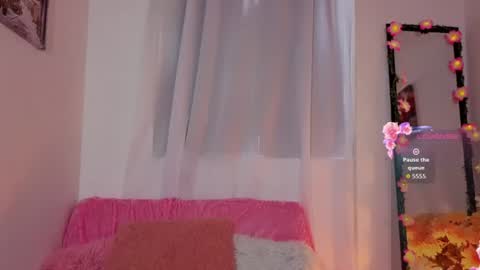 liiaa online show from September 4, 4:33 pm