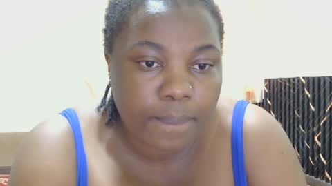 Lily online show from August 2, 9:05 am