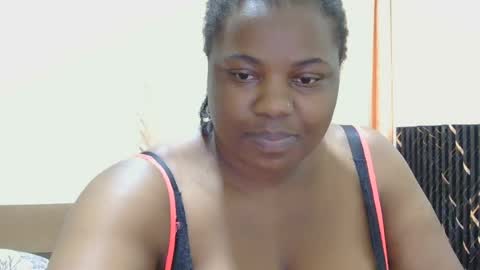 Lily online show from August 4, 1:08 pm