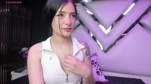 liinzy_rouse online show from August 3, 5:09 pm