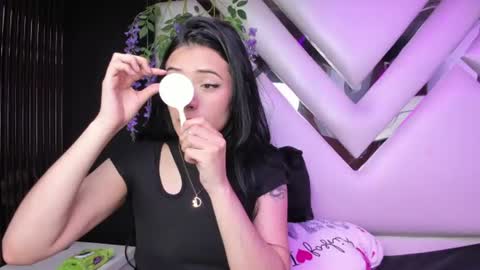 liinzy_rouse online show from August 14, 4:54 pm