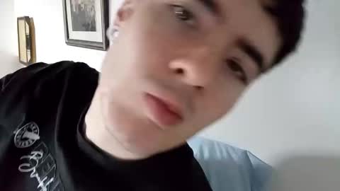 liio____ online show from May 10, 9:28 pm