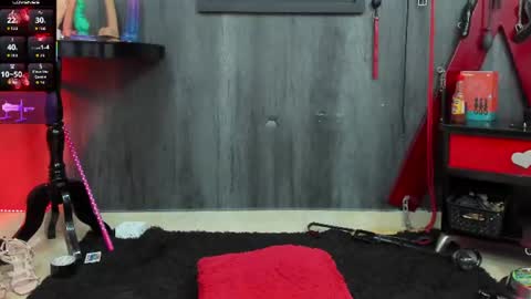 Nini - online show from August 3, 1:18 pm