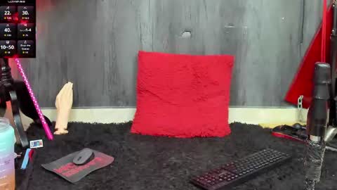 Nini - online show from August 4, 11:51 am