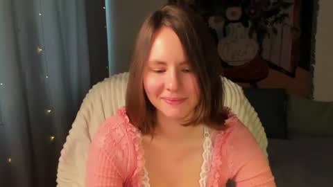 likamil0ika online show from August 11, 3:03 pm