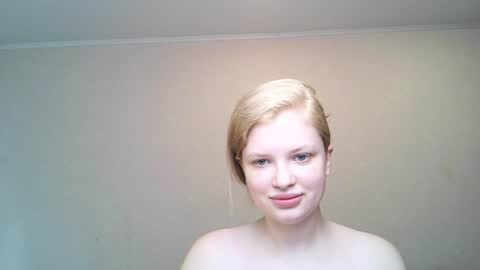 Anna and Bella online show from August 6, 6:12 am