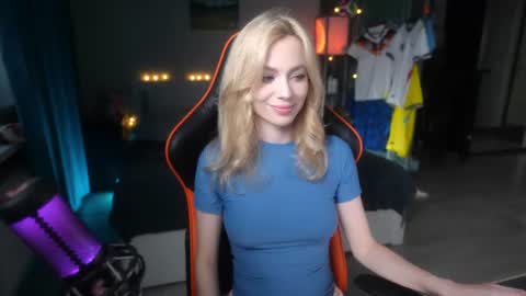 Ilona 3 online show from June 24, 4:09 pm