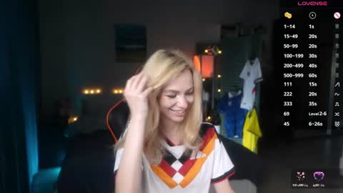 Ilona 3 online show from June 27, 5:16 pm