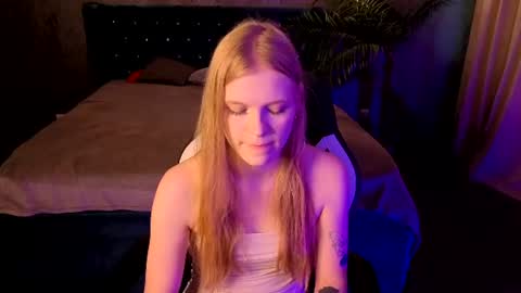 Erica online show from July 30, 3:52 pm