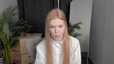 Erica online show from August 16, 11:25 am