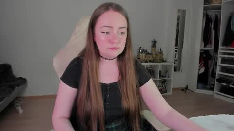 Lil 3 online show from July 11, 5:41 pm