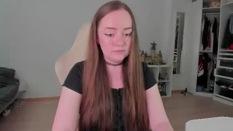 Lil 3 online show from July 13, 10:11 am