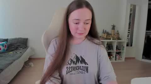 Lil 3 online show from September 7, 12:22 pm