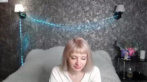 lil lolly67 online show from August 2, 7:54 pm