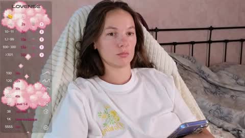 little moon online show from August 5, 11:52 am