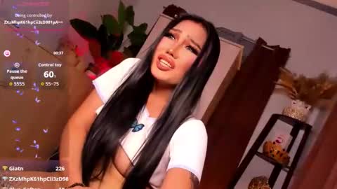 Miss Lily online show from March 24, 4:45 pm