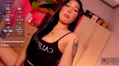 Miss Lily online show from March 31, 8:50 pm