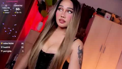 Miss Lily online show from April 1, 9:34 pm