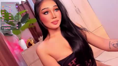 Miss Lily online show from May 1, 1:20 am