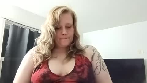 lil_nelli8 online show from June 14, 6:32 am