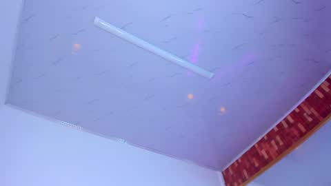 lila_pinky_ online show from August 6, 4:17 pm
